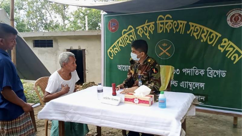 পানছড়িতে সেনাবাহিনীর মেডিকেল ক্যাম্প, ৩ শতাধিক মানুষ পেলেন চিকিৎসা সেবা